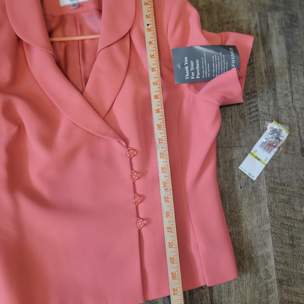 Le Suit 2 pc set Suit 14P Petite "Peach Me" Looks More Pink - Picture 7 of 11